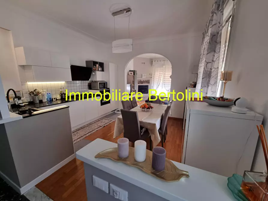 Immagine 6 di Casa trifamiliare in vendita  a San Remo