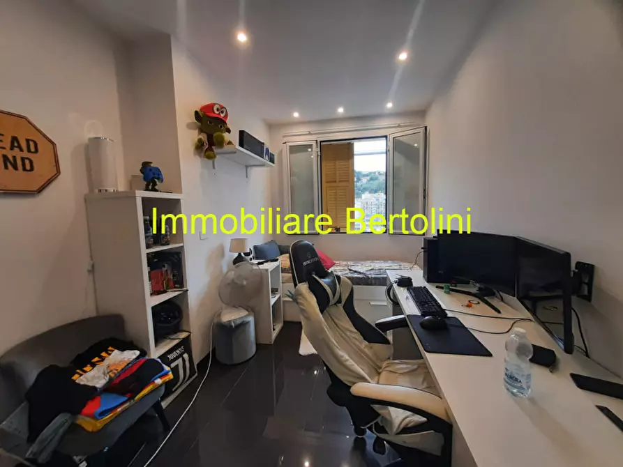 Immagine 21 di Casa trifamiliare in vendita  a San Remo