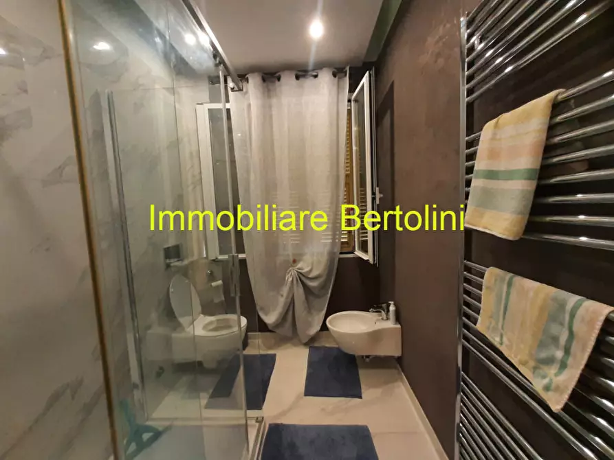 Immagine 23 di Casa trifamiliare in vendita  a San Remo