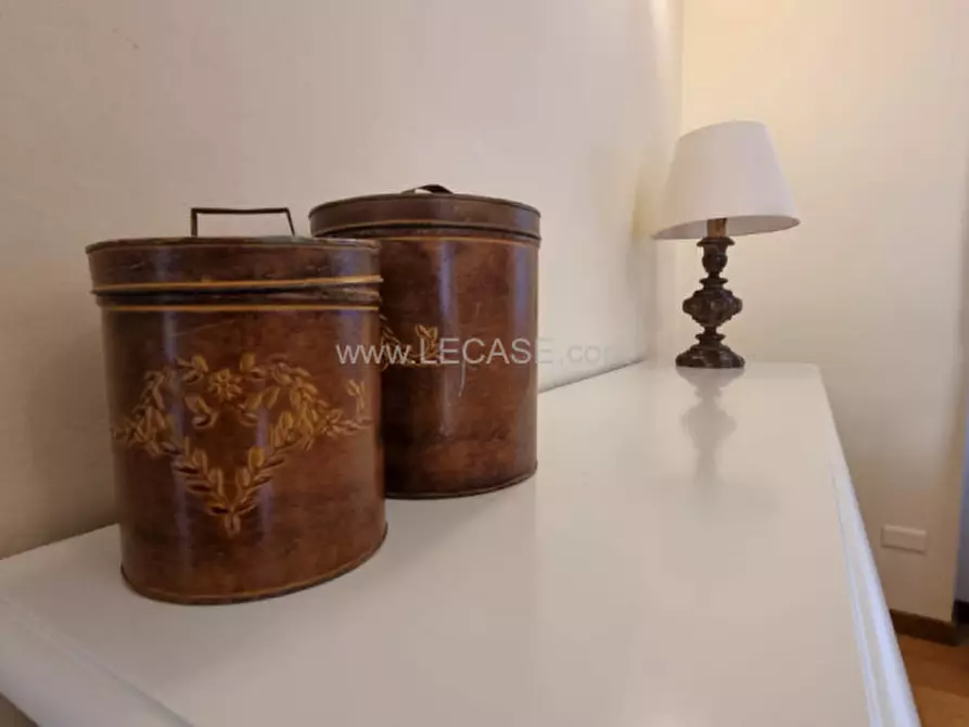 Immagine 7 di Villa in vendita  in via Piave a Forte Dei Marmi