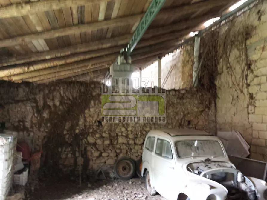 Immagine 7 di Rustico / casale in vendita  a Avola