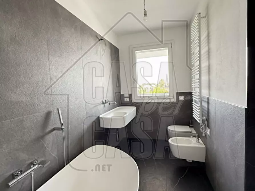 Immagine 16 di Attico in vendita  in via augustea a Montegrotto Terme