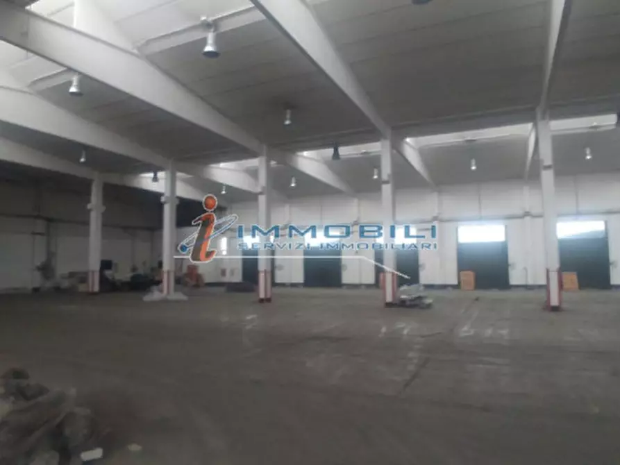 Immagine 6 di Magazzino in affitto  in VIA MARCHE a San Giuliano Milanese