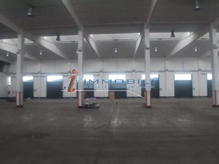 Immagine 7 di Magazzino in affitto  in VIA MARCHE a San Giuliano Milanese
