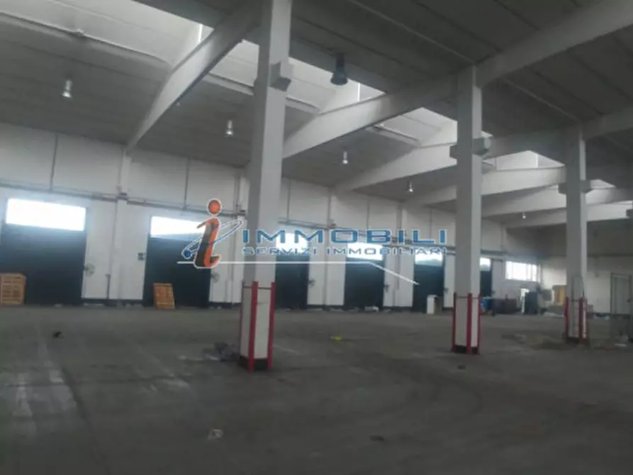 Immagine 8 di Magazzino in affitto  in VIA MARCHE a San Giuliano Milanese