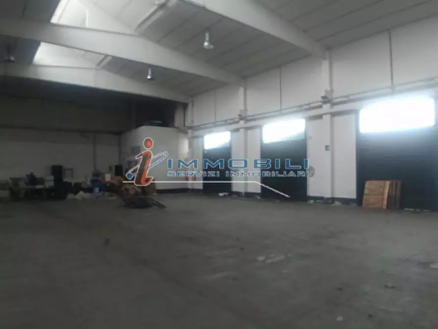 Immagine 11 di Magazzino in affitto  in VIA MARCHE a San Giuliano Milanese