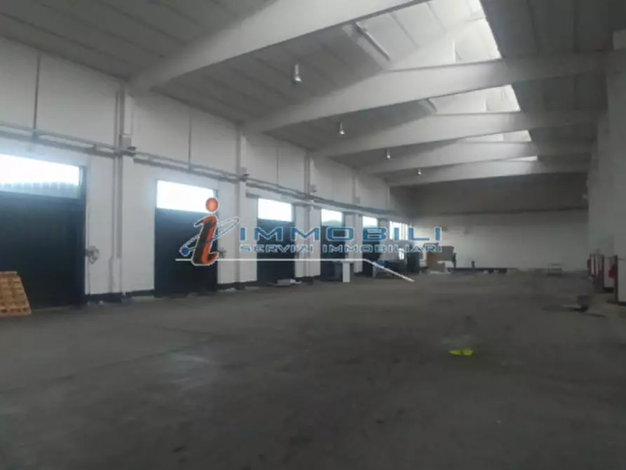 Immagine 13 di Magazzino in affitto  in VIA MARCHE a San Giuliano Milanese