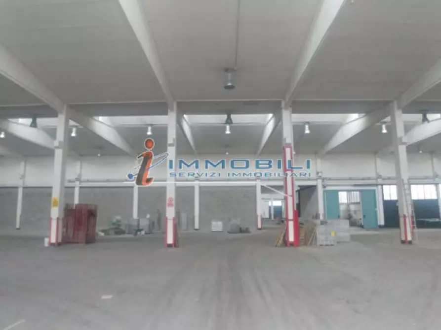 Immagine 17 di Magazzino in affitto  in VIA MARCHE a San Giuliano Milanese