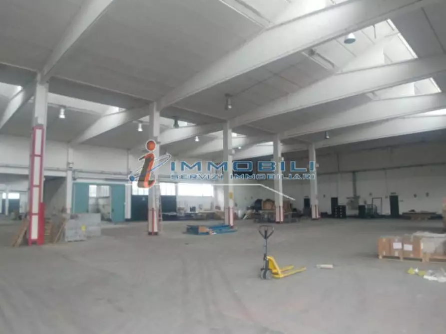 Immagine 19 di Magazzino in affitto  in VIA MARCHE a San Giuliano Milanese
