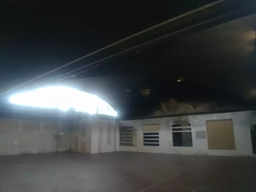 Immagine 6 di Laboratorio in vendita  in VIA MILANO a Desio