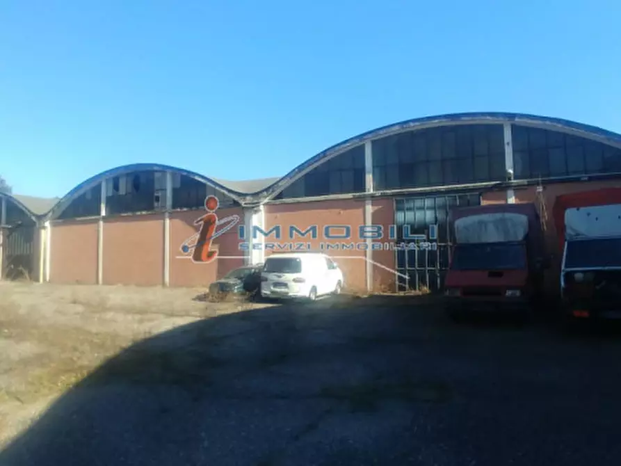 Immagine 20 di Magazzino in vendita  in VIA MILANO a Desio