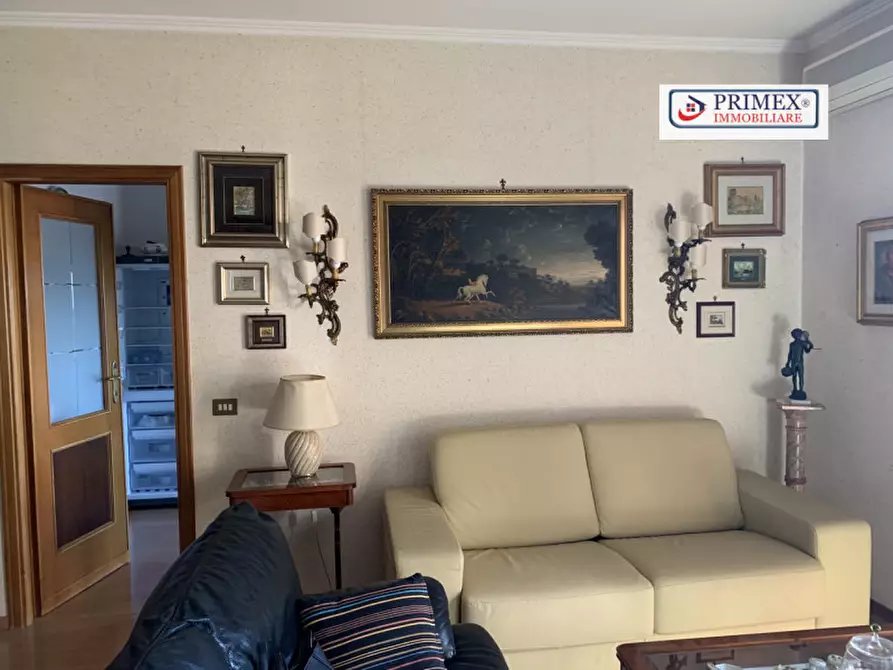 Immagine 13 di Appartamento in vendita  in VIA DESERTO DI GOBI a Roma