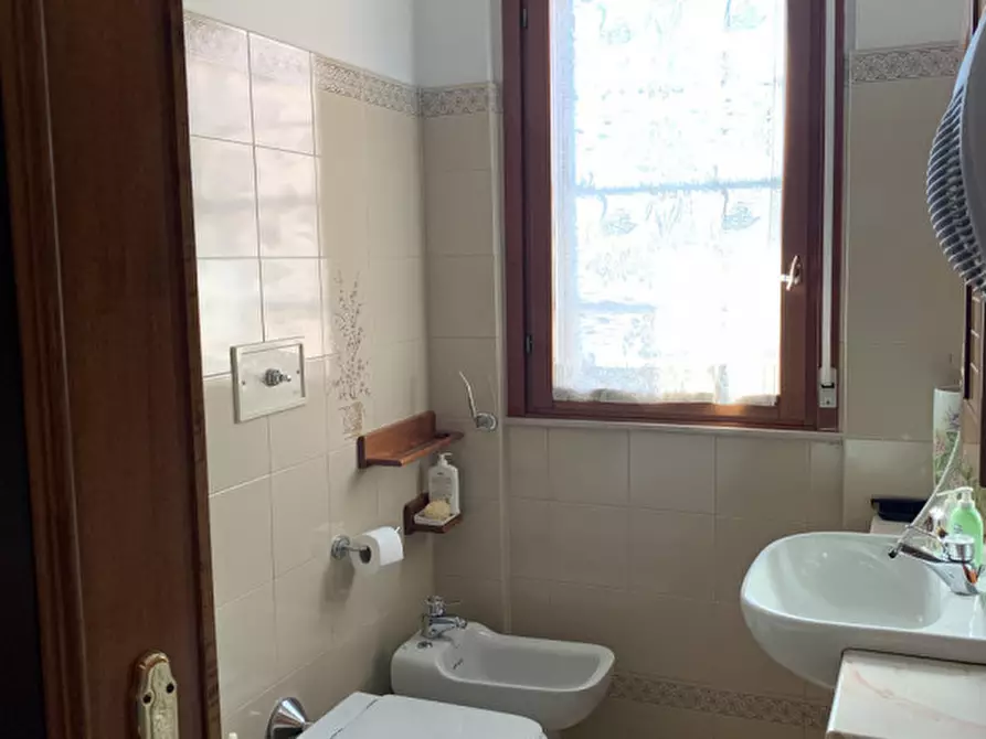 Immagine 33 di Appartamento in vendita  in VIA DESERTO DI GOBI a Roma