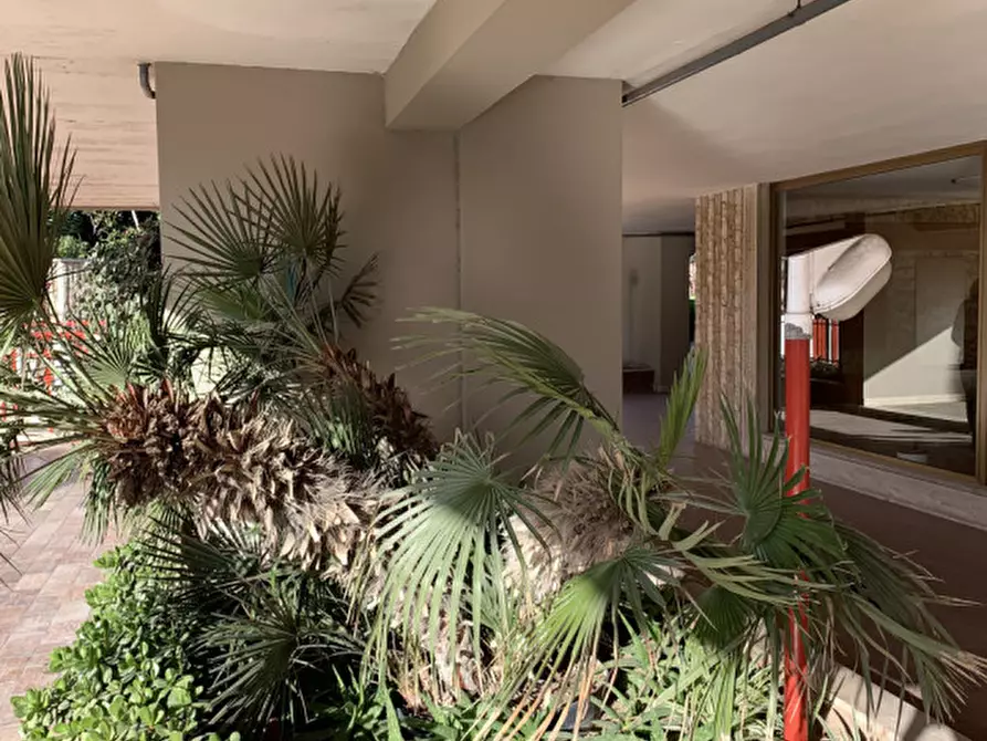 Immagine 43 di Appartamento in vendita  in VIA DESERTO DI GOBI a Roma