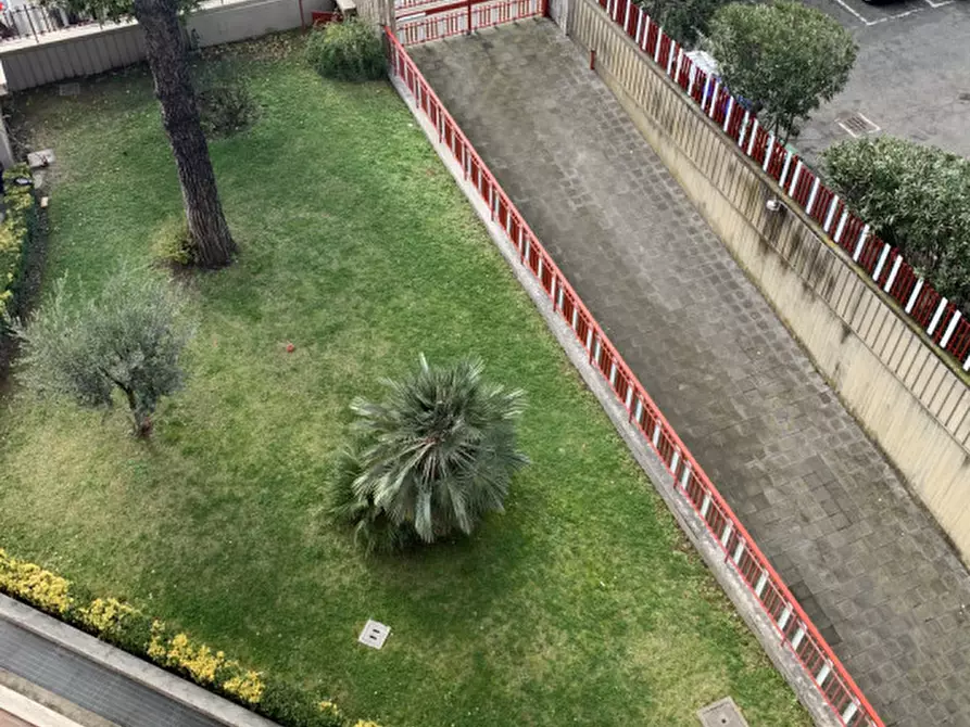 Immagine 45 di Appartamento in vendita  in VIA DESERTO DI GOBI a Roma