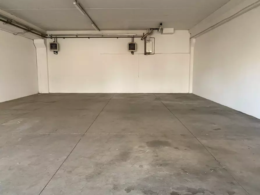 Immagine 4 di Capannone industriale in affitto  in VIA DEL PADULE a Scandicci