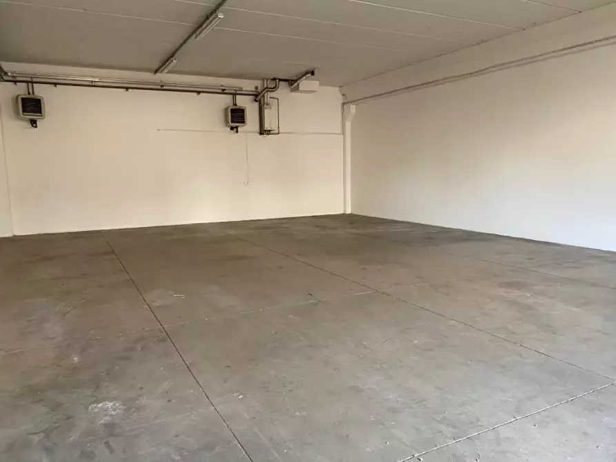 Immagine 5 di Capannone industriale in affitto  in VIA DEL PADULE a Scandicci