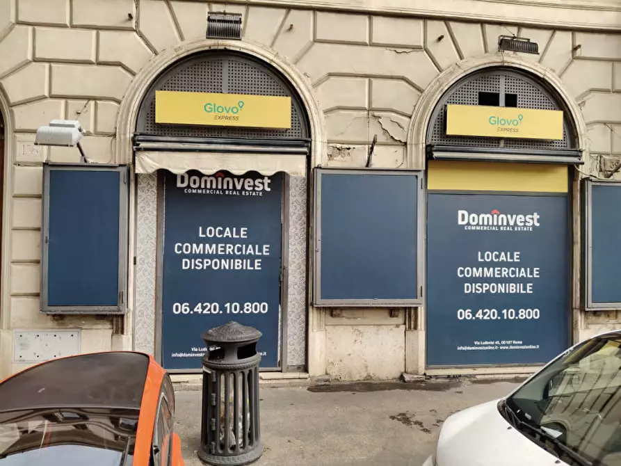 Immagine 1 di Negozio in affitto  in Via Torino a Roma