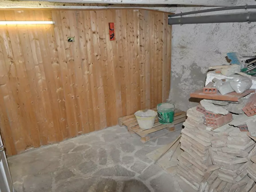 Immagine 9 di Appartamento in vendita  a Loro Ciuffenna