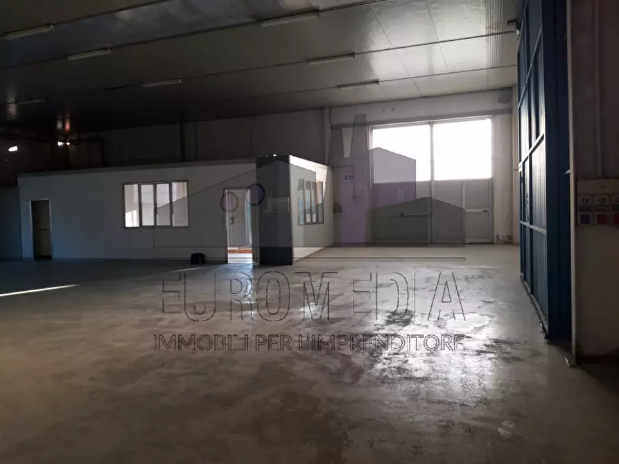 Immagine 7 di Capannone industriale in affitto  in via roma, 1 a Montecchio Maggiore