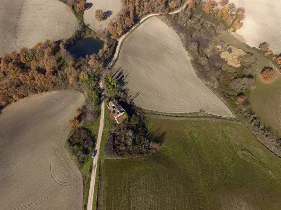 Immagine 14 di Rustico / casale in vendita  in strada Santa Barbara a Cagli