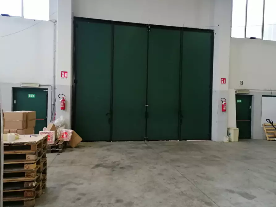 Immagine 13 di Capannone industriale in vendita  in Via Pordoi  26 a Rovato