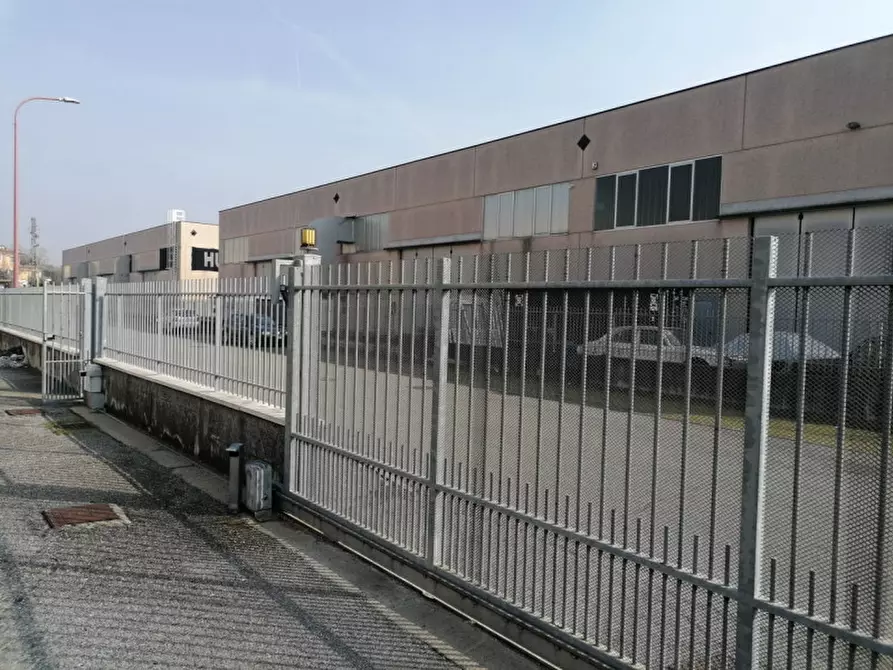 Immagine 15 di Capannone industriale in vendita  in Via Pordoi  26 a Rovato
