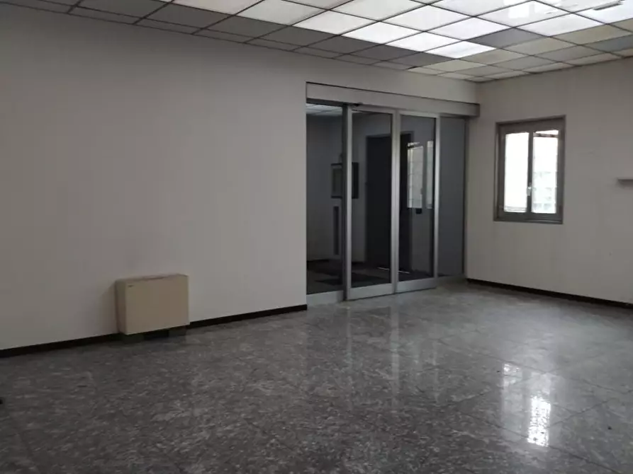 Immagine 6 di Magazzino in affitto  in VIA ARCHIMEDE a Settimo Milanese