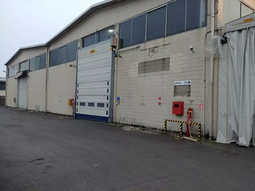 Immagine 11 di Magazzino in affitto  in VIA ARCHIMEDE a Settimo Milanese