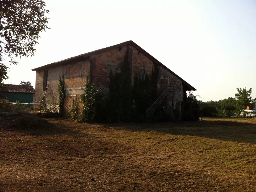 Immagine 1 di Casa bifamiliare in vendita  a Nervesa Della Battaglia