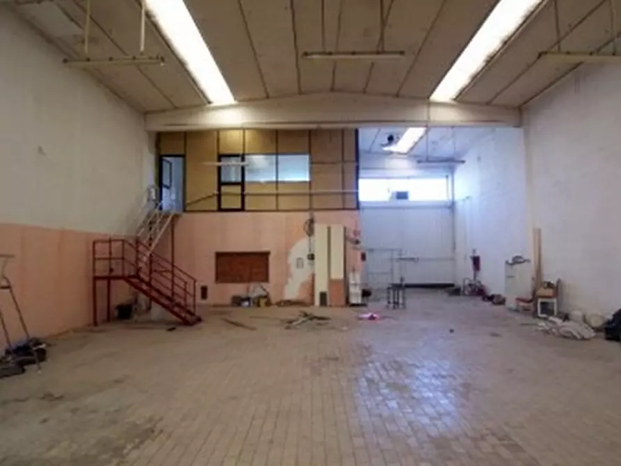 Immagine 2 di Laboratorio in affitto  in VIA PERCALI a Settala