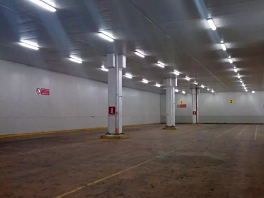 Immagine 18 di Laboratorio in affitto  in VIA EDISON a Cornaredo