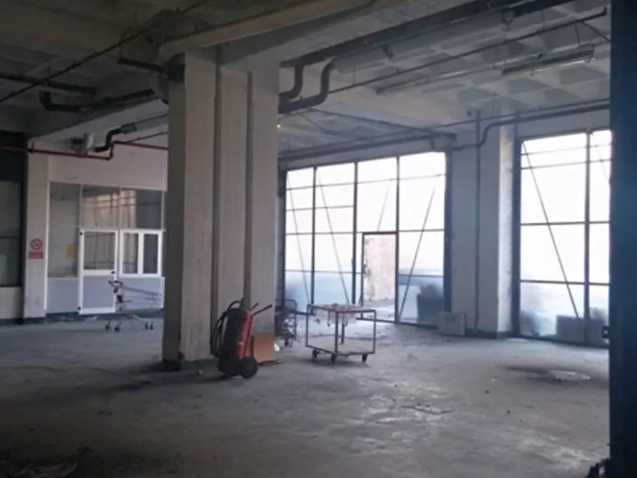 Immagine 8 di Magazzino in affitto  in VIA EDISON a Cornaredo