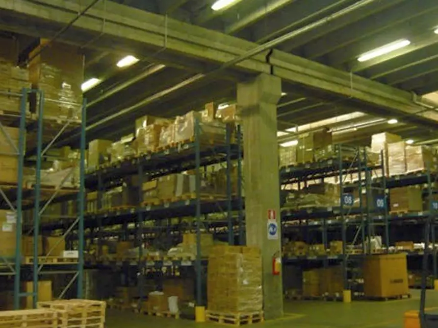 Immagine 9 di Magazzino in affitto  in VIA MONTE NERO a Arluno