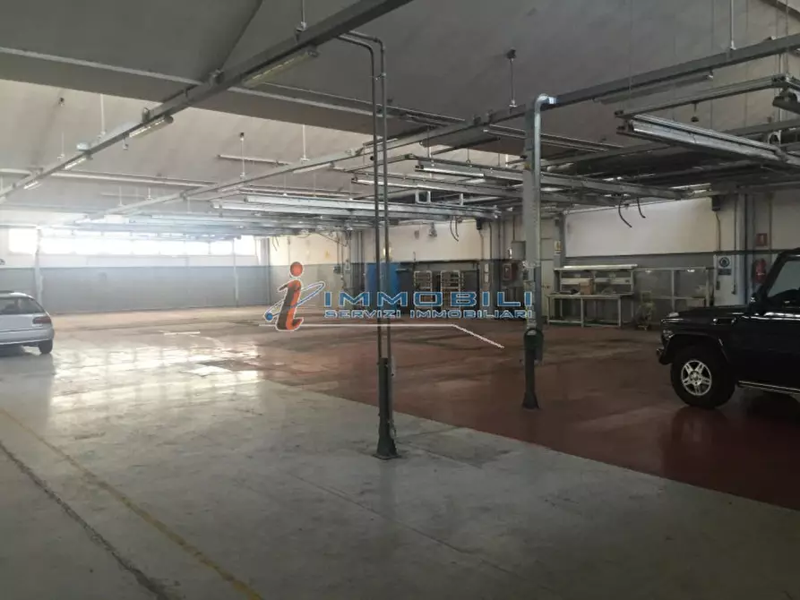 Immagine 2 di Magazzino in affitto  in VIA SAN FAUSTINO a Milano