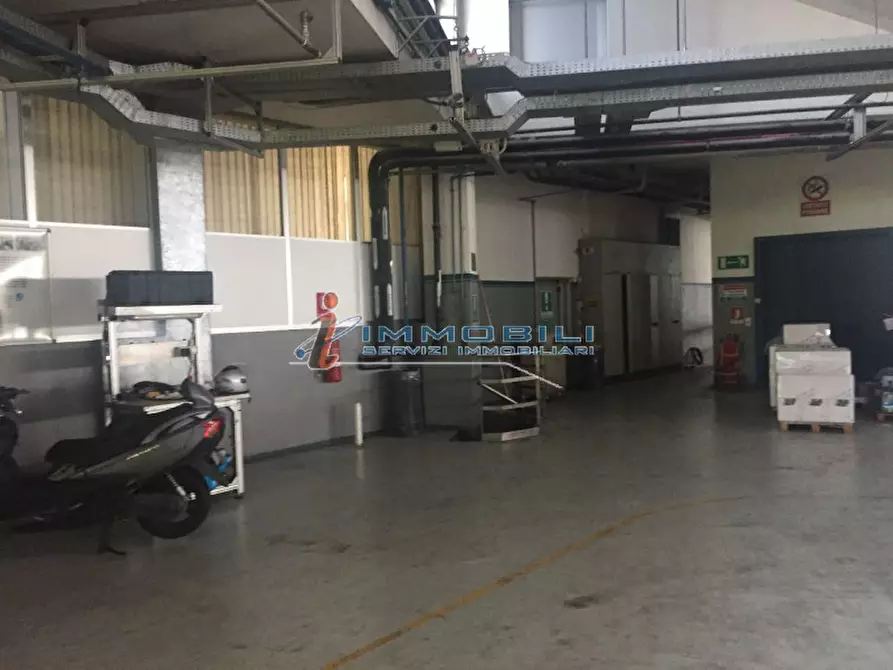 Immagine 8 di Magazzino in affitto  in VIA SAN FAUSTINO a Milano