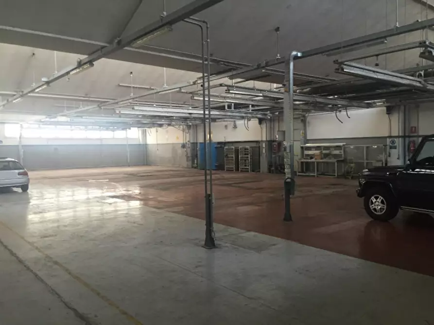 Immagine 2 di Magazzino in affitto  in VIA SAN FAUSTINO a Milano