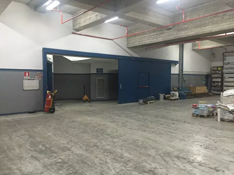 Immagine 5 di Magazzino in affitto  in VIA SAN FAUSTINO a Milano