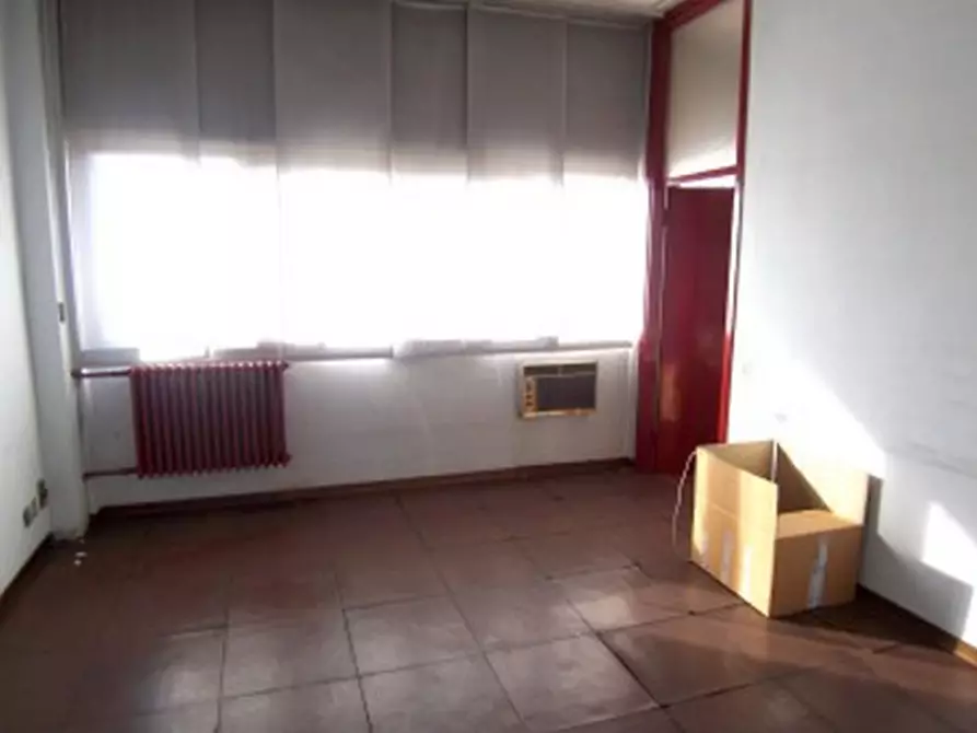 Immagine 9 di Magazzino in vendita  in VIA MONTE CASSINO a Baranzate