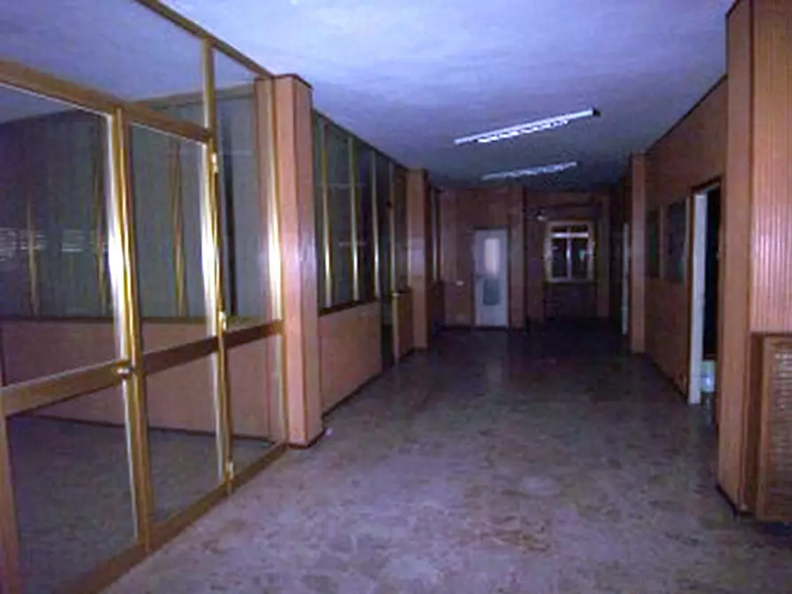 Immagine 17 di Laboratorio in vendita  in VIA PERCALI a Settala