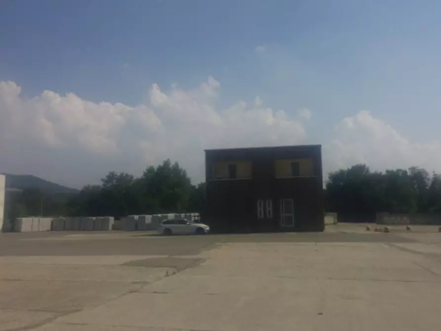 Immagine 11 di Magazzino in vendita  in VIA PURICELLI GIAN PIETRO a Retorbido