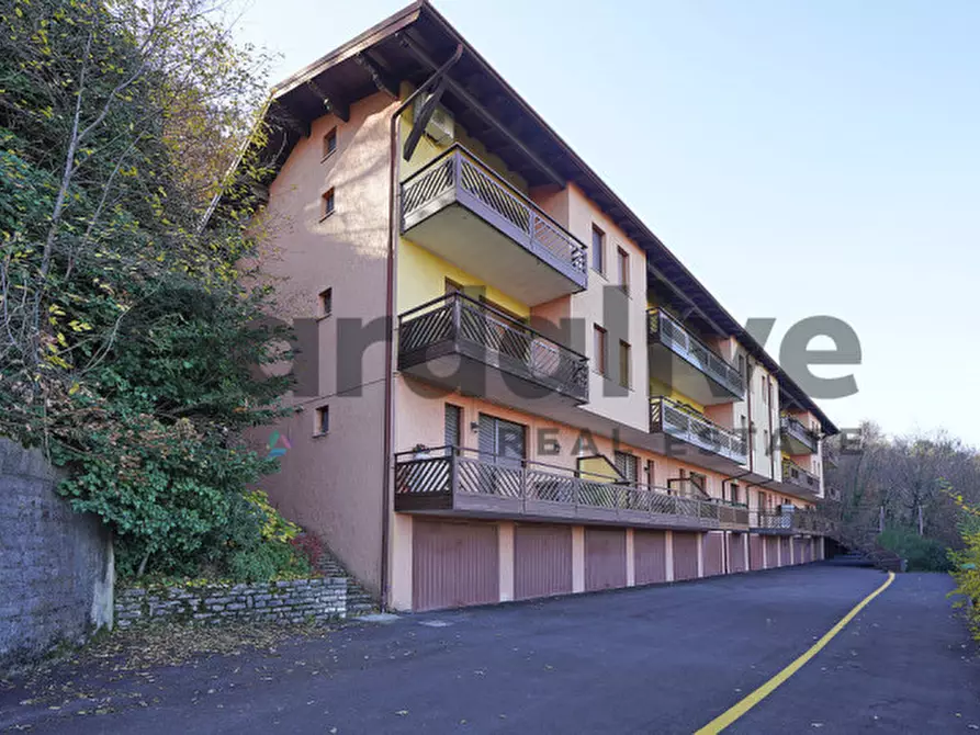 Immagine 18 di Appartamento in vendita  in Viale Catullo a Manerba Del Garda