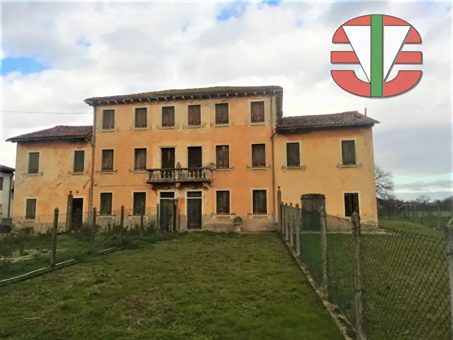 Immagine 2 di Villa in vendita  in Santa Maria di sala a Santa Maria Di Sala
