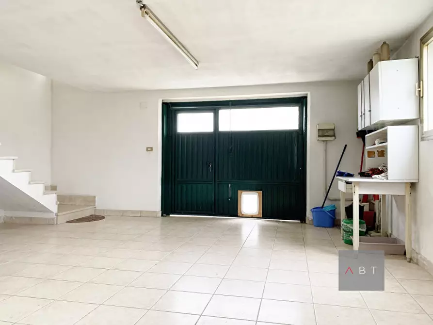 Immagine 10 di Casa indipendente in vendita  a Campo San Martino