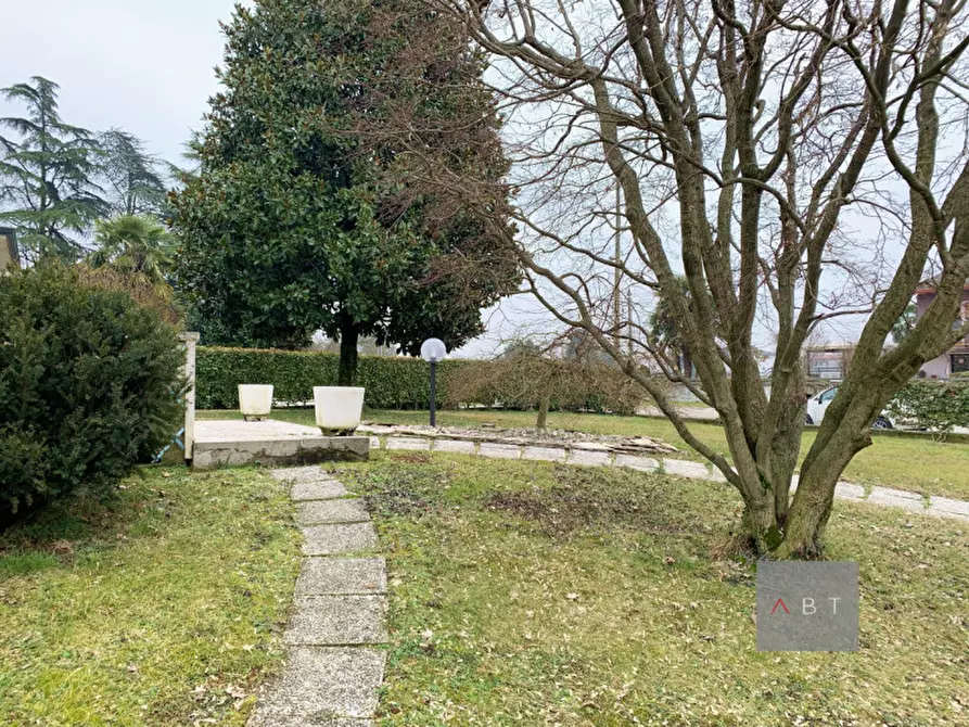 Immagine 13 di Casa indipendente in vendita  a Campo San Martino