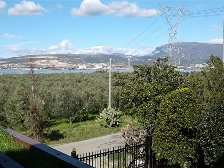 Immagine 13 di Villa in vendita  in Contrada Fiocche a Eboli