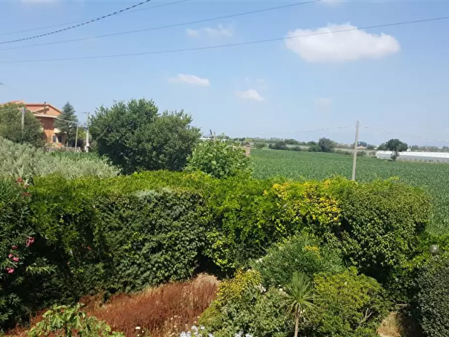 Immagine 18 di Villa in vendita  in Contrada Fiocche a Eboli