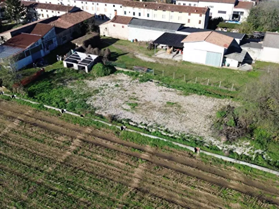 casa indipendente in vendita a Valeggio sul Mincio in zona Vanoni / Remelli
