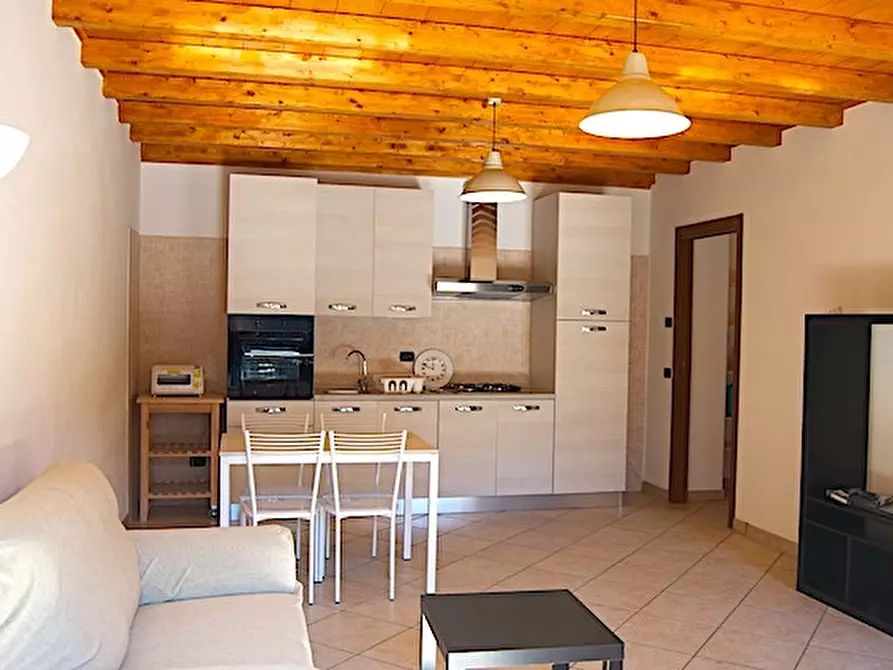 Immagine 3 di Appartamento in vendita  in via Madonna della Bozzola n° 11 a Garlasco