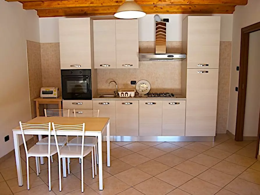 Immagine 6 di Appartamento in vendita  in via Madonna della Bozzola n° 11 a Garlasco